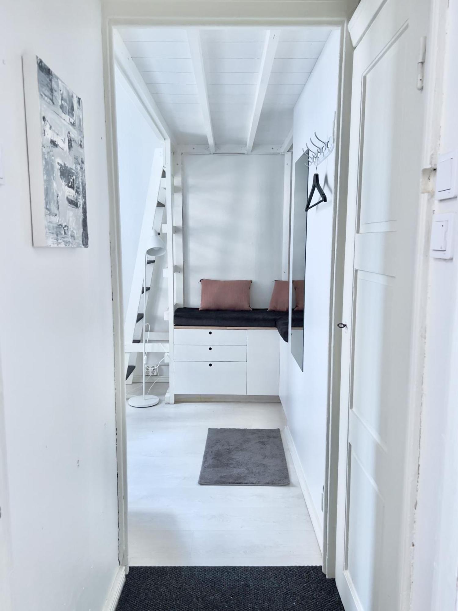 Dainty Central Apartment Helsinki Luaran gambar