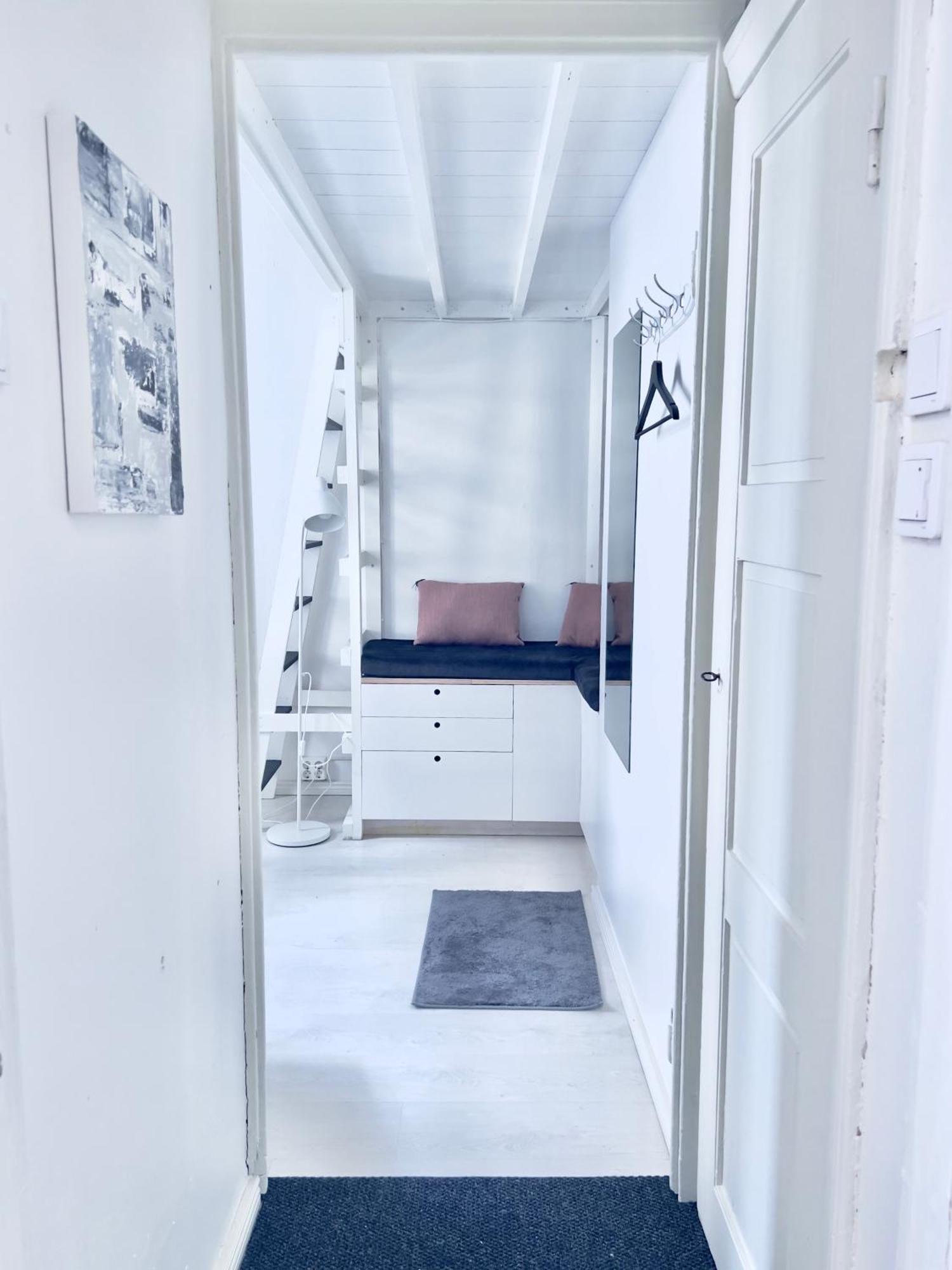 Dainty Central Apartment Helsinki Luaran gambar